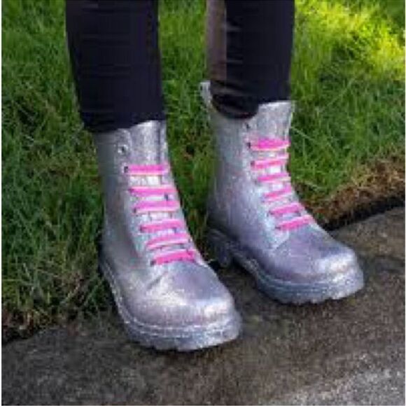 - 🔥Western Chief Kids Light-Up Glitter Boots - Pink and Purple - Picture 2 of 3